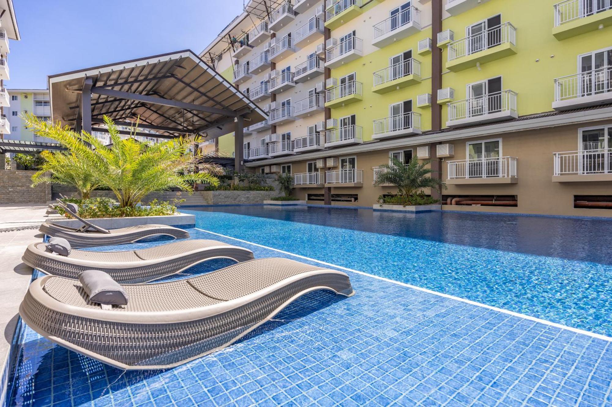 732 Express Condotel, 3 Minutes To Airport, With Gym & Pool Fast Wi-Fi, Free Netflix Lapu-Lapu City Exterior photo