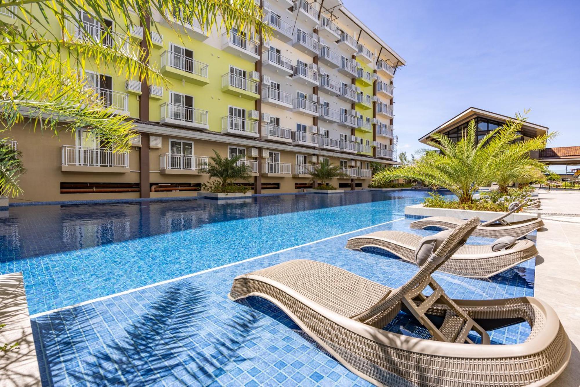 732 Express Condotel, 3 Minutes To Airport, With Gym & Pool Fast Wi-Fi, Free Netflix Lapu-Lapu City Exterior photo