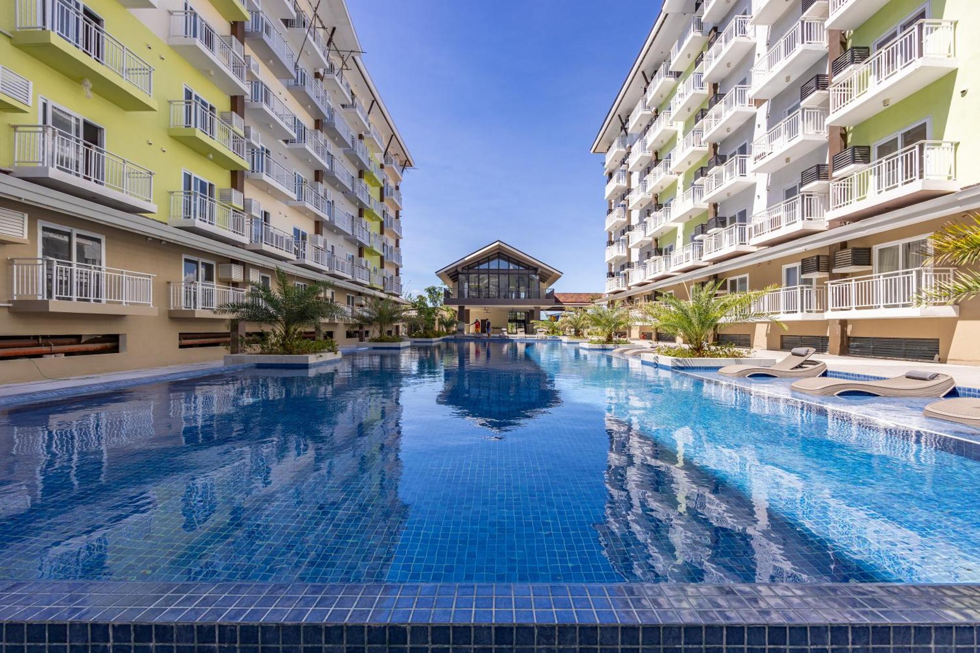 732 Express Condotel, 3 Minutes To Airport, With Gym & Pool Fast Wi-Fi, Free Netflix Lapu-Lapu City Exterior photo